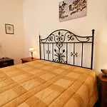 Keferas House Daire
