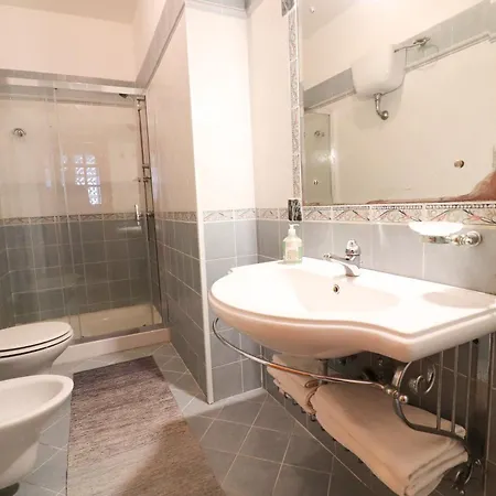 公寓 Keferas House 奥特朗托