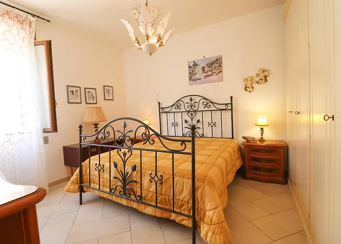 Keferas House Apartment *